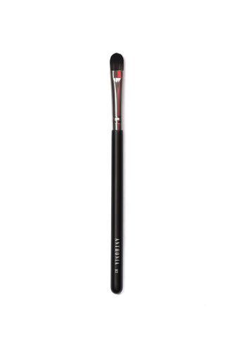 Flat Concealer Brush - B2